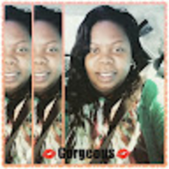 Meet your Posher, Latonya - Picture 1 of 1